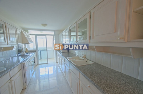 Imagen 14 de 30 de Apartamento En Alquiler - Mansa