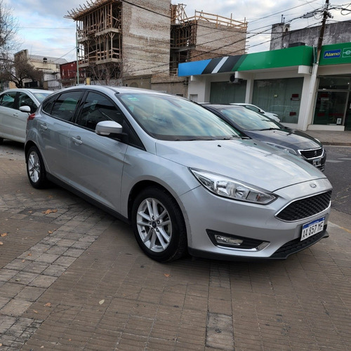 Imagen 15 de 15 de Ford Focus Se 2.0 Gris Plata 2016 Prost Rosario