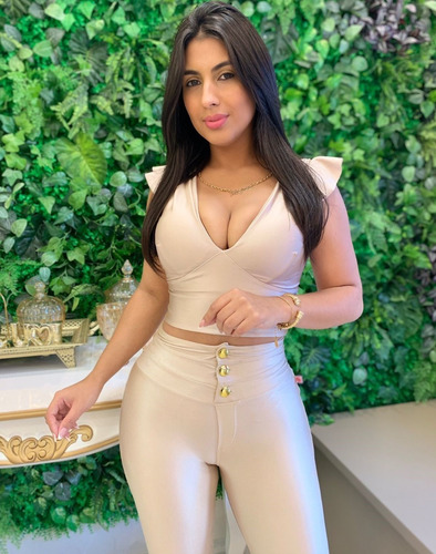 Imagem 5 de 7 de Conjunto Feminino Calça Flaire Empina Bumbum + Cropped