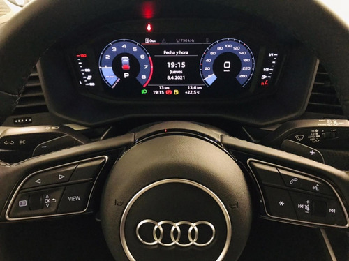 Imagen 8 de 15 de Audi A1 Sportback 30 35 Tfsi A3 Sedan A4 A5 A6 Q2 Q2 Q5 Q7
