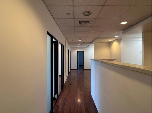 Arriendo Oficina 225 M2 Av. Pdte Kennedy Mall Parque Arauco