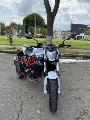 Moto Benelli Tnt 150 Mod 2022 - Matriculada En Soacha