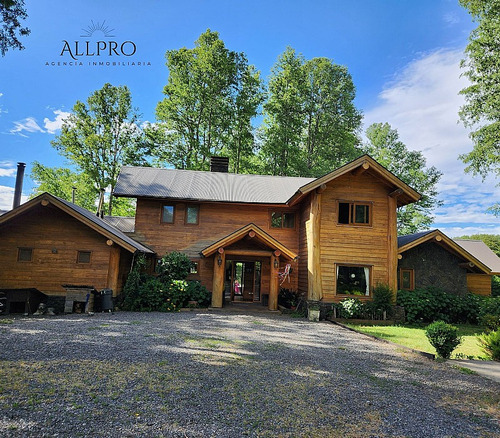 Hermosa Casa, Condominio Trufulco, Pucón