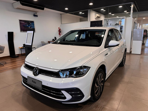 Volkswagen Nuevo Polo 1.0 HIGHLINE 170TSI