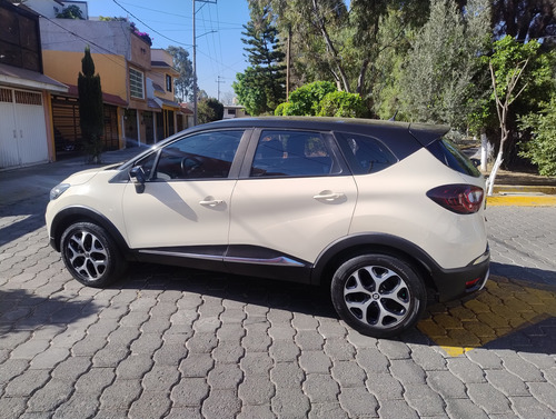 Renault Captur 2.0 Iconic At