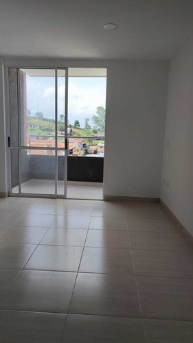 Imagen 2 de 17 de Vendo Apartamento En El Carmen Sector San Miguel