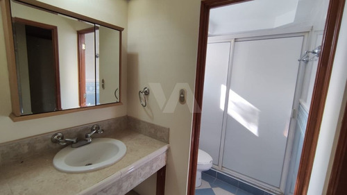 Imagen 21 de 30 de Casa Con 3 Habitaciones Con Baño Y Cuarto De Serv. En San Al