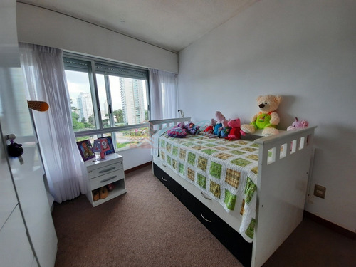 Imagen 12 de 21 de Apartamento Reciclado En Edificio Dormar No Se Lo Pierda!