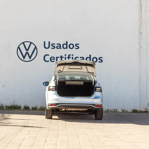 Volkswagen Virtus TRENDLINE L4 1.6L 110HP AUT