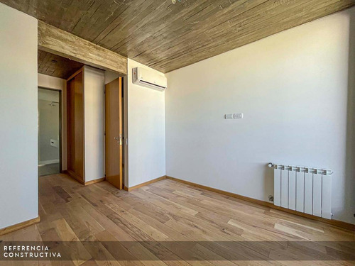 Imagen 9 de 21 de 1 Dormitorio De Diseño Con Pileta Y Quincho