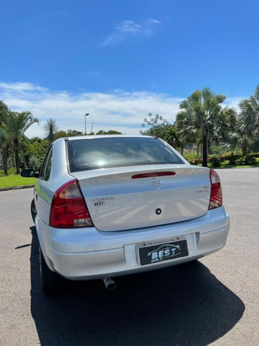 Corsa Sedan 1.8 Mpfi Maxx Sedan 8v Flex 4p Manual