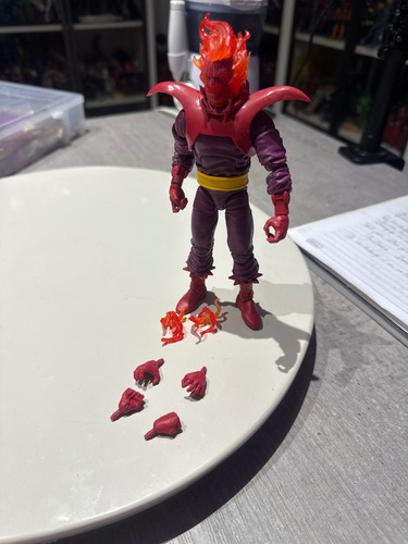 Marvel Legends Dormammu Com Acessorios Viloes (Usado)