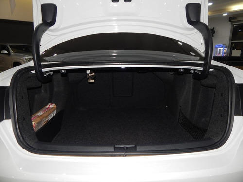 Volkswagen Jetta 2.0 Tsi Highline 4p