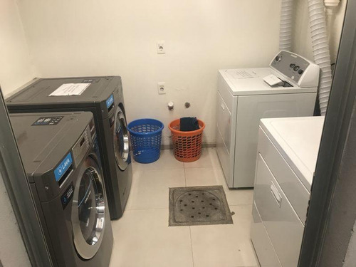 Imagen 13 de 13 de Venta De Apartamento Monoambiente En Pocitos Garaje