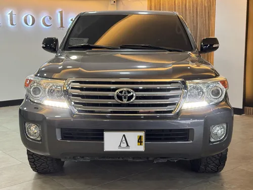 Toyota Land Cruiser 4.5 Imperial Lc200 Gasolina
