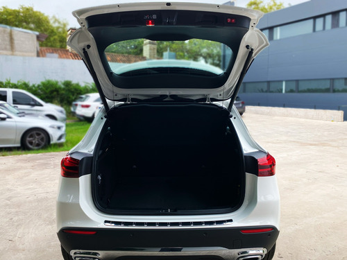 Mercedes-Benz Clase GLA 1.3 Gla200 Progressive 163Cv