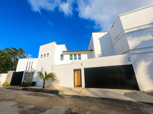 Casa En Venta En  Alamos I Cancun Mrlz5445