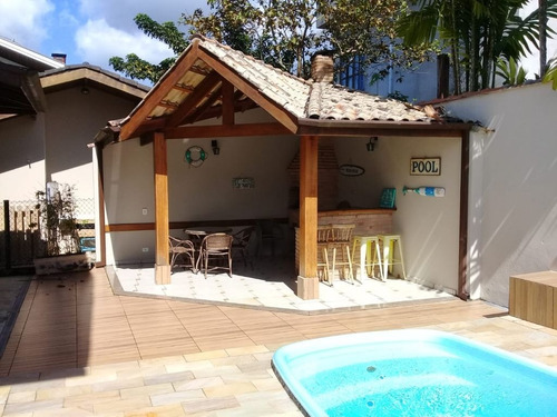 Imagem 3 de 24 de Casa Com Piscina P/temporada Em Ubatuba Ate 10 Pessoas