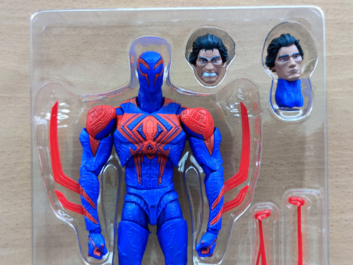 Figura Spiderman 2099 Shfiguarts Btlg