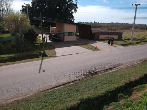 Imagen 9 de 10 de Barrio Cerrado Las Casuarinas - Ibarlucea