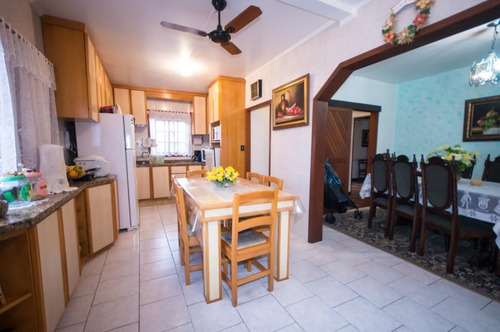 Casa 4 Dormitórios, 318m² Na Cavalhada - Ca1022