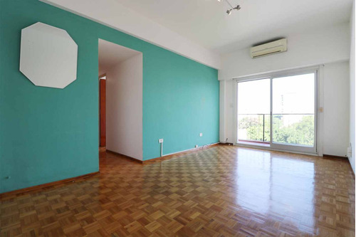 Departamento En Venta 3 Amb  En Belgrano Luminoso