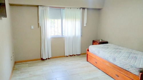 Imagen 10 de 17 de Casa En Venta En Jose Leon Suarez
