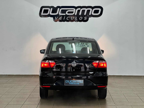Imagem 4 de 9 de Volkswagen Voyage 2015 1.0 Comfortline Total Flex 4p