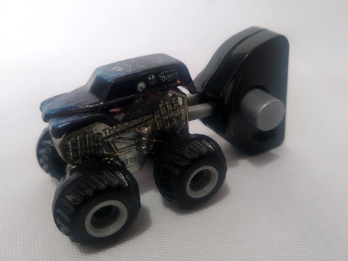 Camioneta Monster Con Lanzador Mattel Escala Micro Machines 