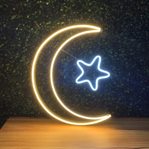 Placa Luminária/painel Neon Led - Lua Com Estrela 40x43cm