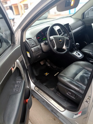Imagen 13 de 24 de Chevrolet Captiva 2.0 Td 4x2 Ltz At 7as 2011