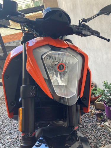 Imagen 2 de 5 de Ktm Duke 250