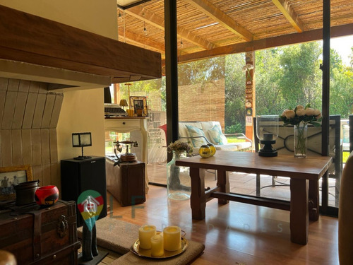 ¡buscas Comodidad Y Amplios Espacios Interiores Y Exteriores
