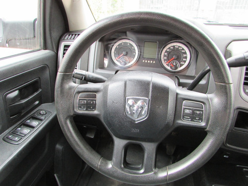Imagen 7 de 15 de Ram 4000 Crew Cab 2014 Chasis Cabina 4x4 Ta