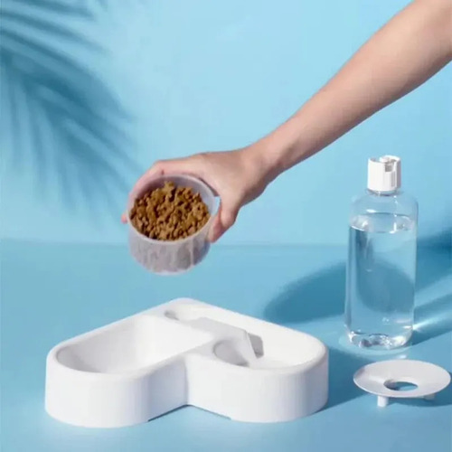 Cuenco Para Mascotas Heart Corner Con Botella De Agua