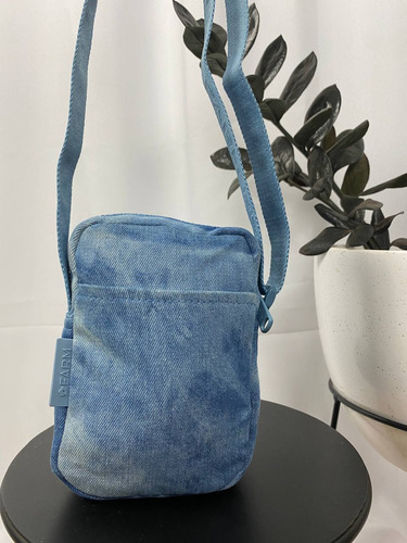 Bolso Dom de vaqueros Pontinha De Macaw de Farm Da Gema
