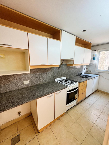 Departamento Con Cochera Propia A La Venta !