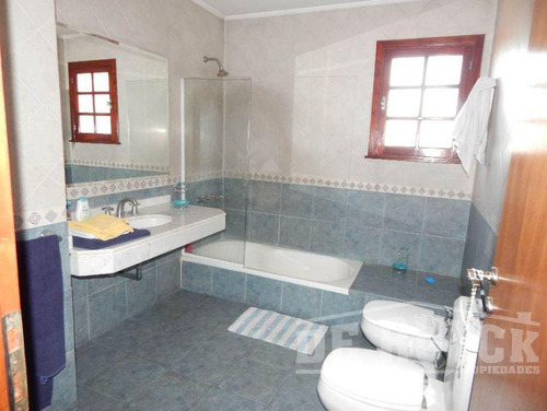 Chalet En Venta En Berazategui Oeste
