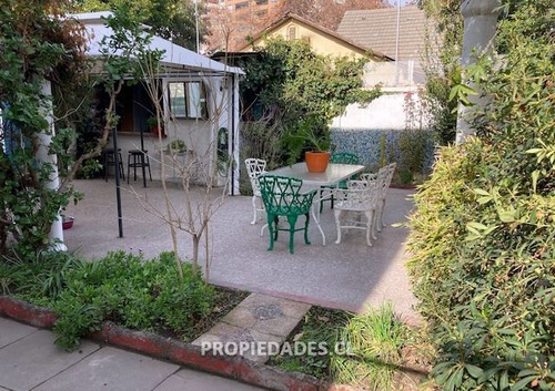 Casa En Venta En Ñuñoa