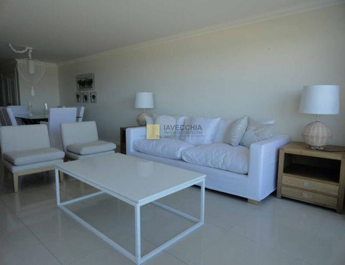 Imagen 28 de 30 de Alquiler De Apartamento De 2 Dormitorios En Playa Brava