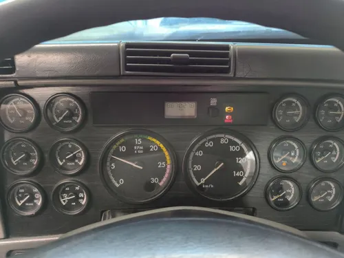 Freightliner Cl 120 2012 Azul