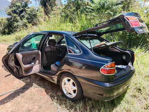 Renault Laguna 1.8 Rxe