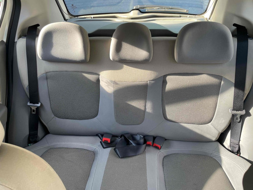 Fiat Palio 1.6 MPI ESSENCE 16V FLEX 4P AUTOMÁTICO