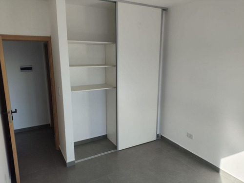 Venta Depto 3amb De 76m2, Oportunidad!