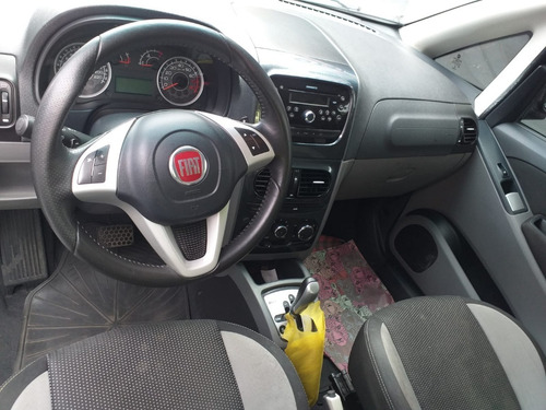 Imagem 4 de 15 de Fiat/idea