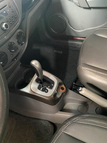 Imagem 13 de 15 de Fiat Grand Siena 1.6 Completo + Couro Top Aro 16