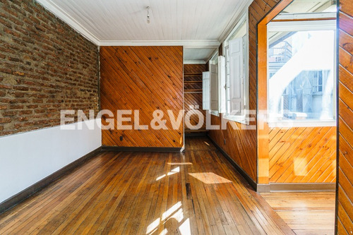 Imagen 12 de 23 de Venta Casona Con 4 Dptos + Local Comercial En Barrio Yungay