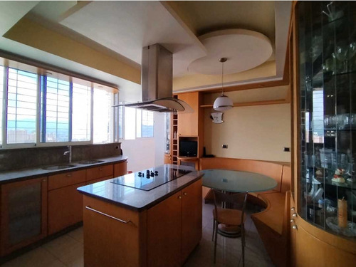 Apartamento En Venta En Urb El Bosque Em-8370480