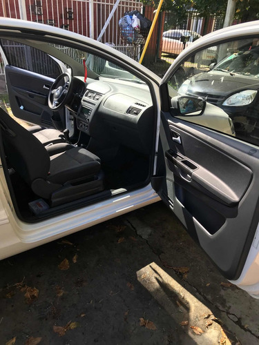 Volkswagen Fox 1.6 Confortline Saf 2014