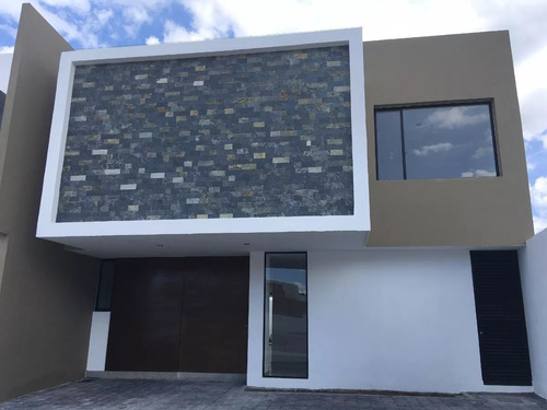 Preciosa Residencia En Cumbres Del Lago, De Lujo, T.319m2 - 